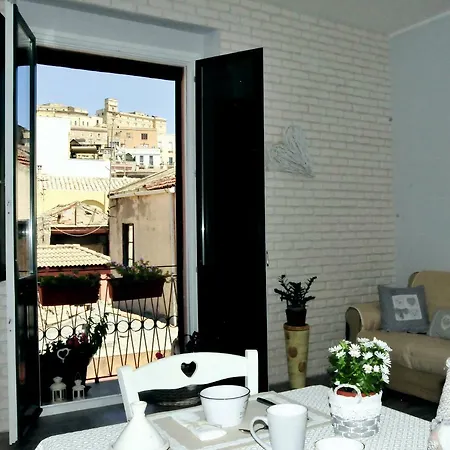 Romantic House Apartment